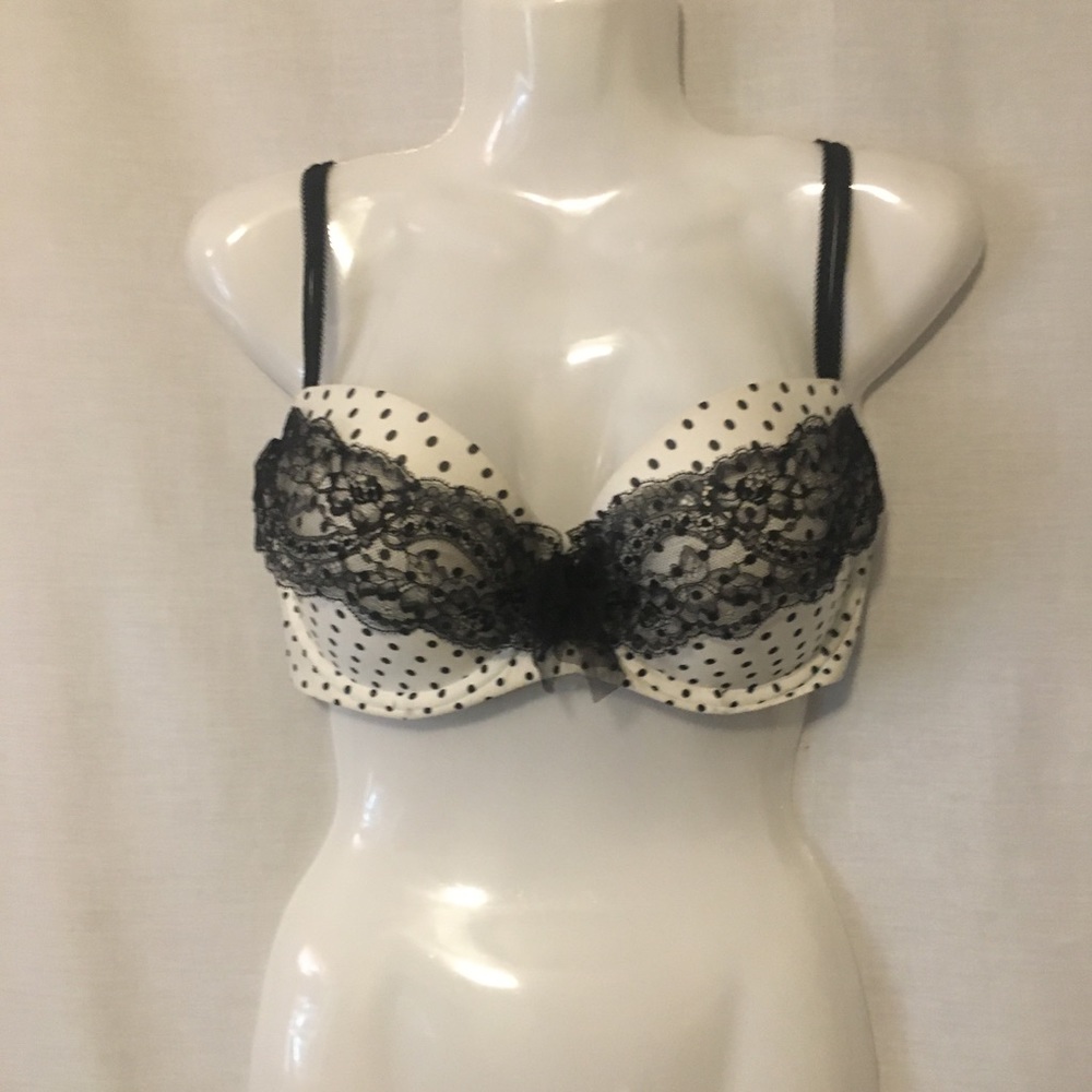 Victoria’s Secret Bra Size 34DD